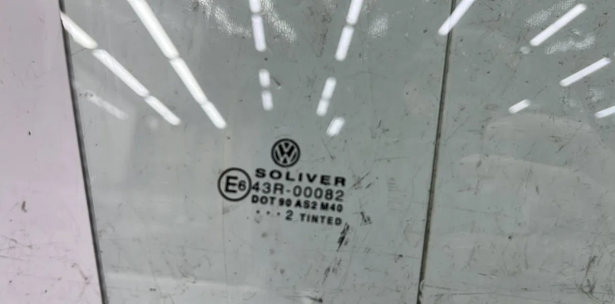 Glace porte av d VOLKSWAGEN PASSAT 4 PHASE 2 occasion