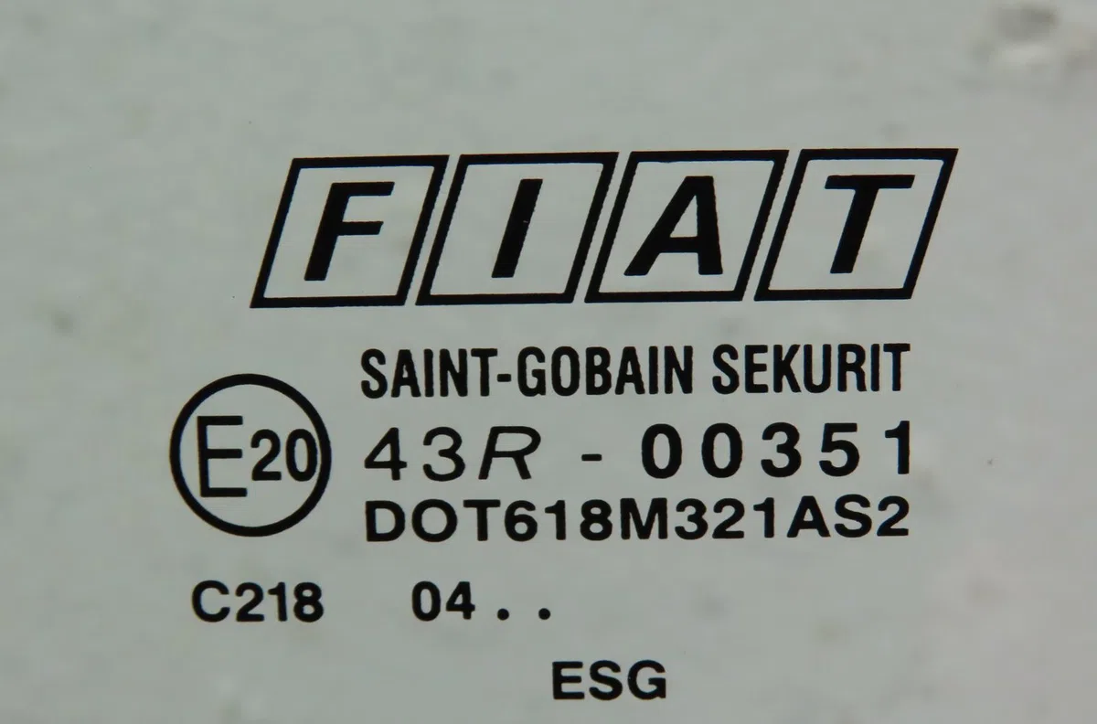 Glace porte av g Fiat PANDA (169_) 1.1 (169.axa1a) (2003) occasion