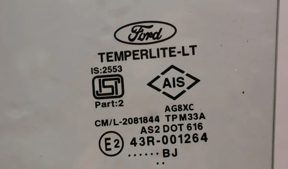 Glace porte av g Ford KA III (UK, FK) 1.2 (2016) occasion