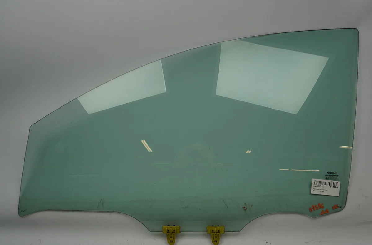 Glace porte av g Nissan NOTE (E11, NE11) 1.5 dci (2010-2012) occasion