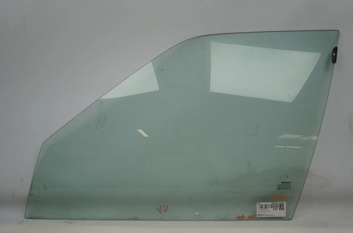 Glace porte av g Renault 19 II (B-C53_) 1.4 (1992-1995) occasion