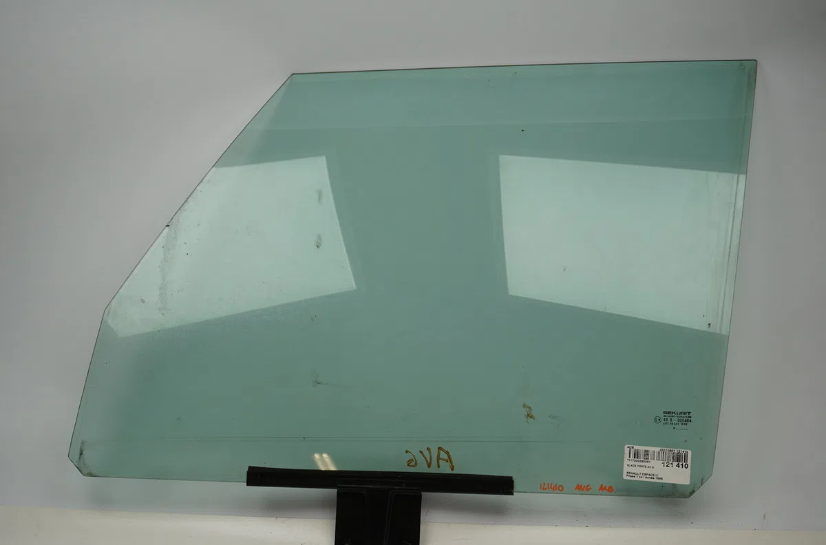 Glace porte av g Renault ESPACE III (JE0_) 2.0 (je0a) (1996-2000) occasion