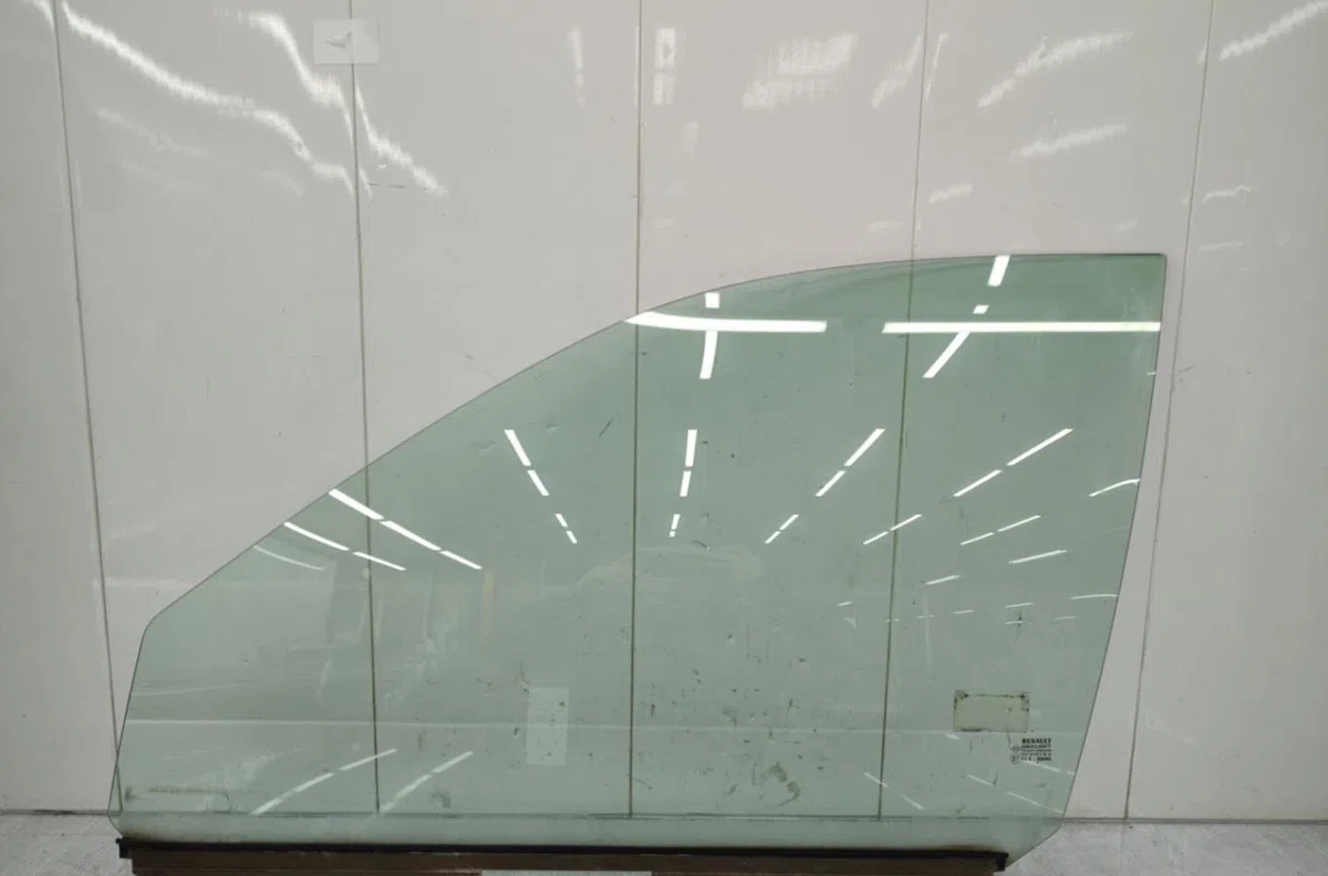 Glace porte av g RENAULT SAFRANE PHASE 1 occasion