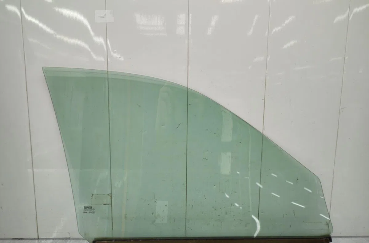 Glace porte av g RENAULT SAFRANE PHASE 1 occasion