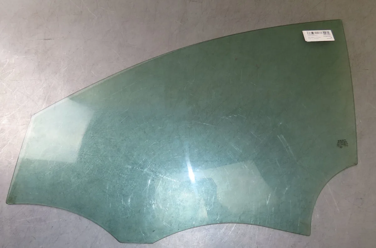 Glace porte av g SEAT IBIZA occasion