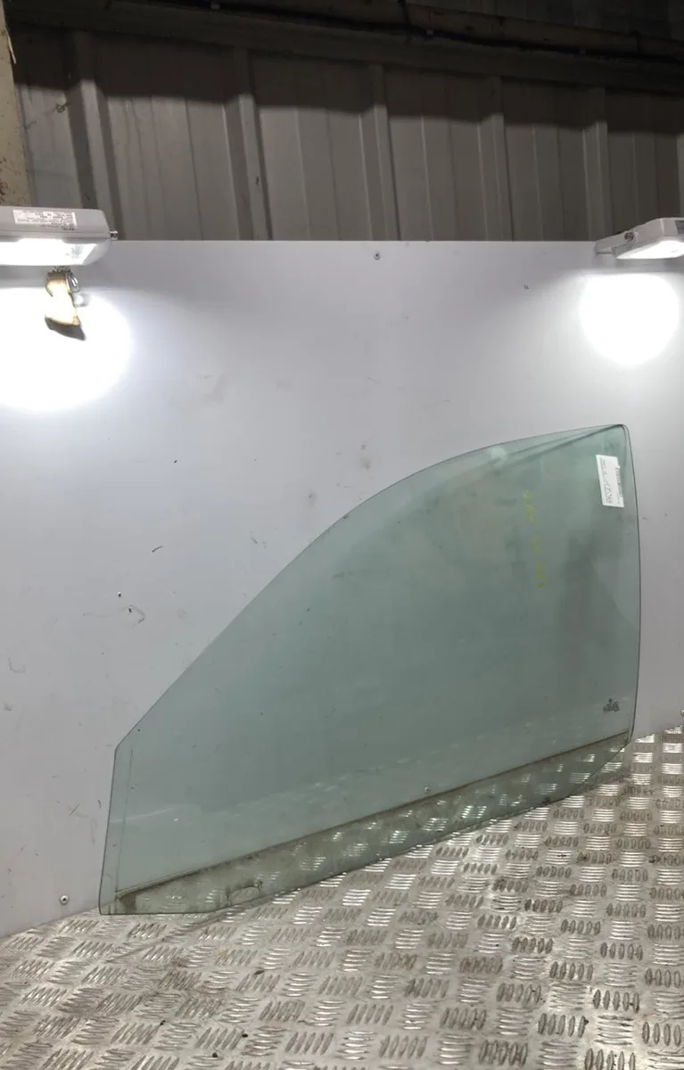 Glace porte av g VOLKSWAGEN BORA occasion