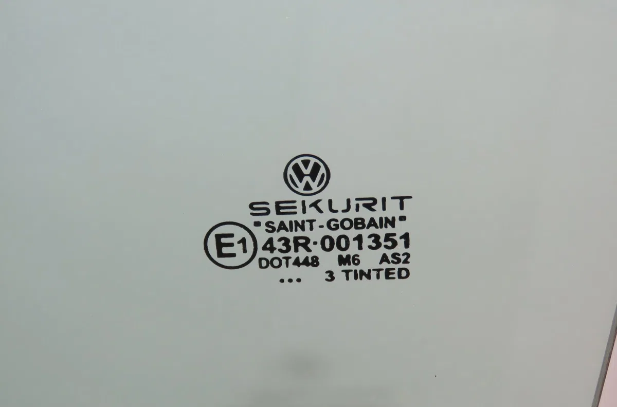 Glace porte av g Volkswagen GOLF IV (1J1) 1.9 tdi (1997-2004) occasion