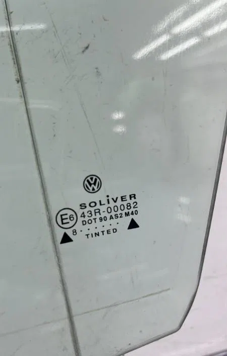 Glace porte av g VOLKSWAGEN PASSAT 4 PHASE 1 BREAK occasion