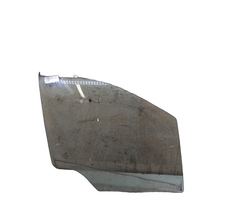 GLACE PORTE AVANT DROITE PEUGEOT 208 9673360680
