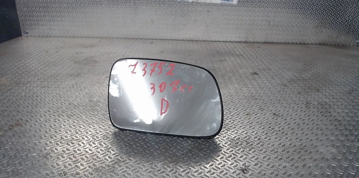 Glace retroviseur exterieur droit Peugeot 307 CC (3B) 2.0 hdi 135 (2005-2009) occasion