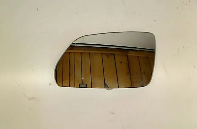 Glace  retroviseur exterieur gauche VOLKSWAGEN POLO IV 2006 occasion