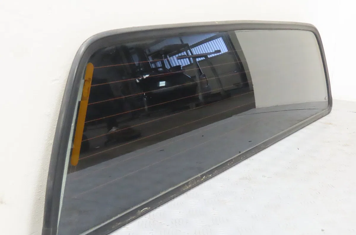 Glace separation habitacle Mitsubishi L200 (K7_T, K6_T, K5_T) 2.5 td 4wd (k74t) (1996-2007) occasion