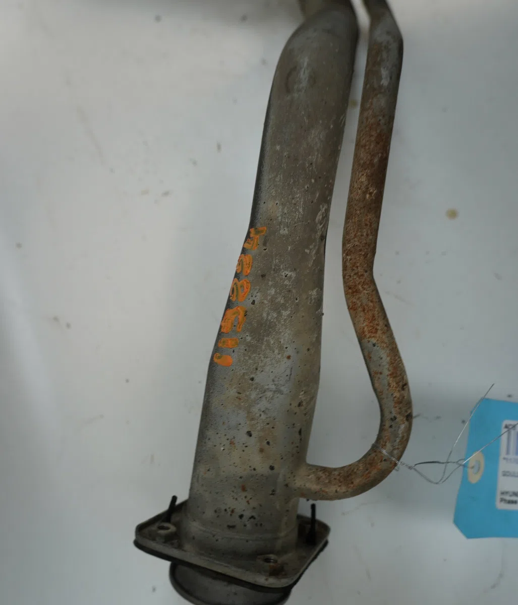 Goulotte carburant Hyundai PONY I (X-3) 1.3 i 12v (1994-2000) occasion