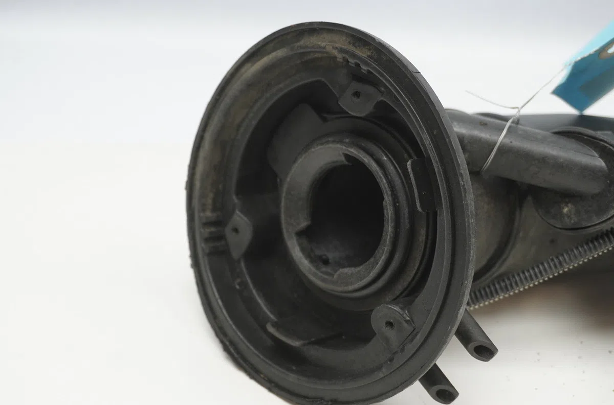 Goulotte carburant Peugeot 206 3-5 portes (2A-C) 1.6 hdi 110 (2004-2007) occasion