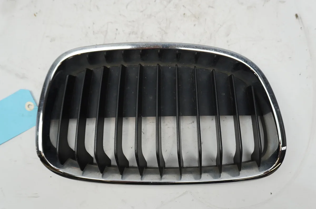 Grille calandre d Bmw 1 (F20) 116 d (2012-2015) occasion
