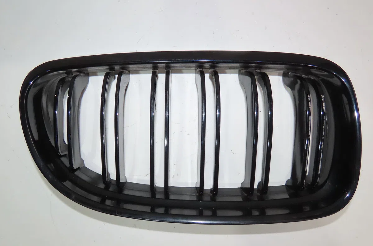 Grille calandre d Bmw 3 (E90) 318 d (2007-2011) occasion