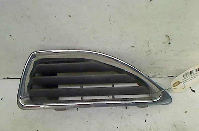 Grille calandre d Renault MEGANE I (BA0-1_) 1.9 dci (ba05, ba1f) (2001-2003) occasion