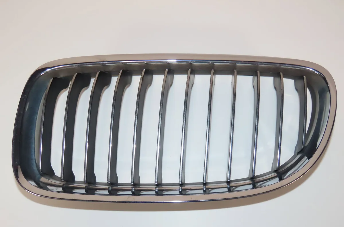 Grille calandre g Bmw 3 (E90) 330 d (2005-2008) occasion