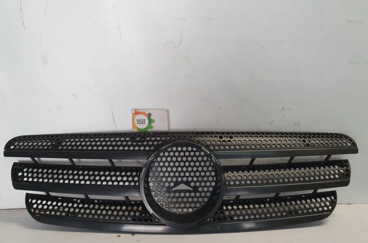 Grille calandre MERCEDES CLASSE M 163 PHASE 2 occasion