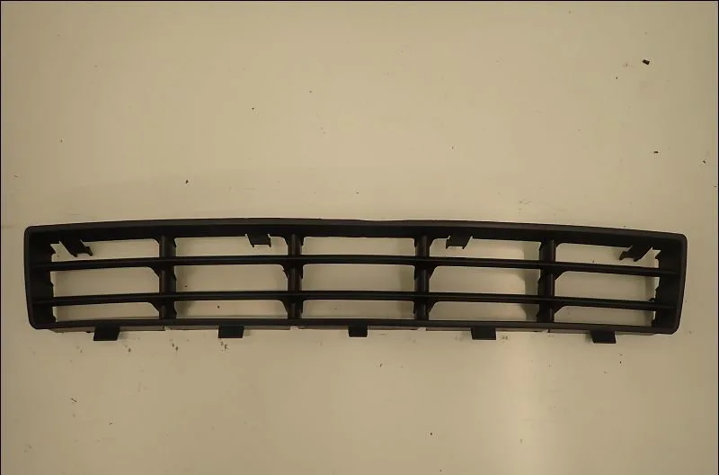Grille calandre Volkswagen GOLF IV (1J1) 1.9 tdi (1997-2004) 3 portes occasion