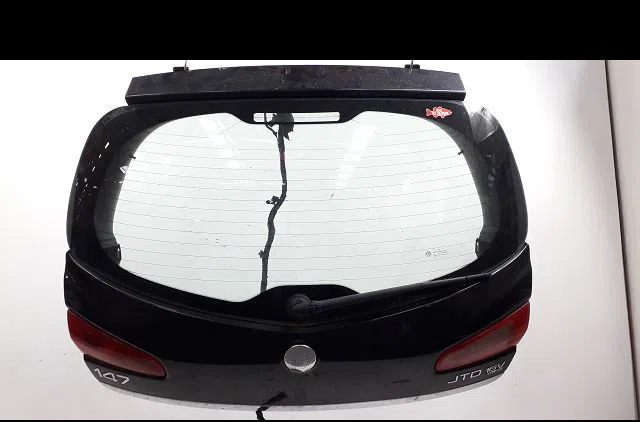Hayon Alfa romeo 147 (937_) 1.9 jtdm 16v (937.axn1b, 937.bxn1b) (2004-2010) occasion
