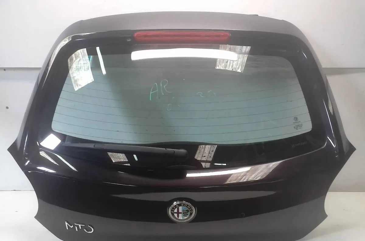 Hayon Alfa romeo MITO (955_) 1.4 (955.axb1b, 955.axu1a) (2011-2018) occasion