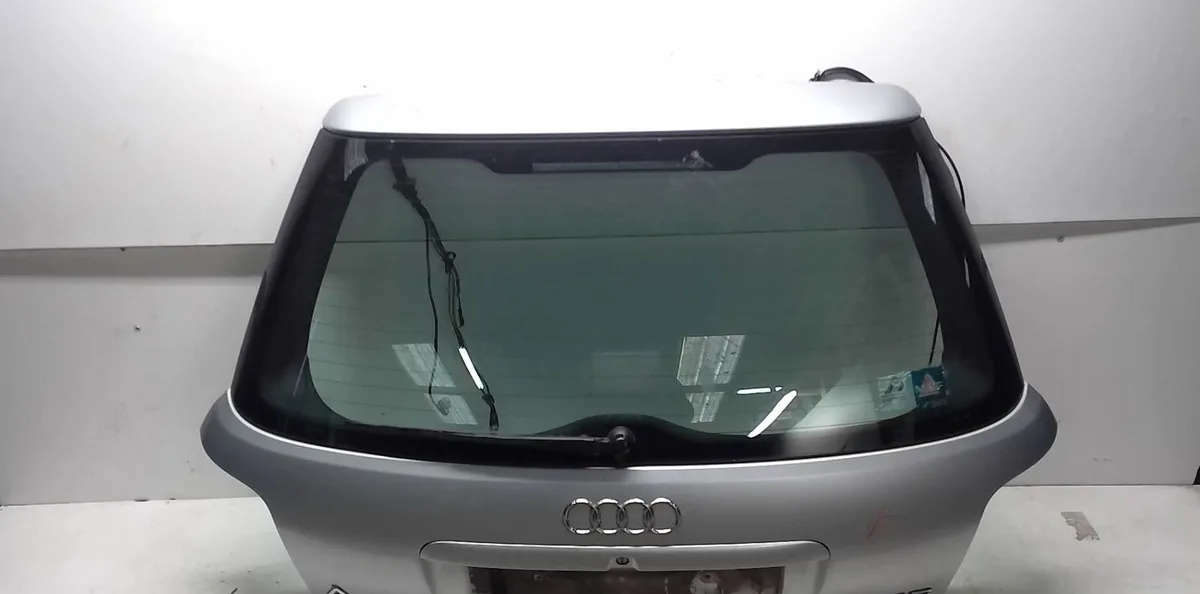 Hayon Audi A4 B5 Avant (8D5) 1.6 (1994-2001) occasion