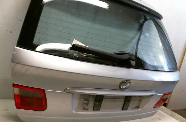 Hayon BMW SERIE 3 occasion