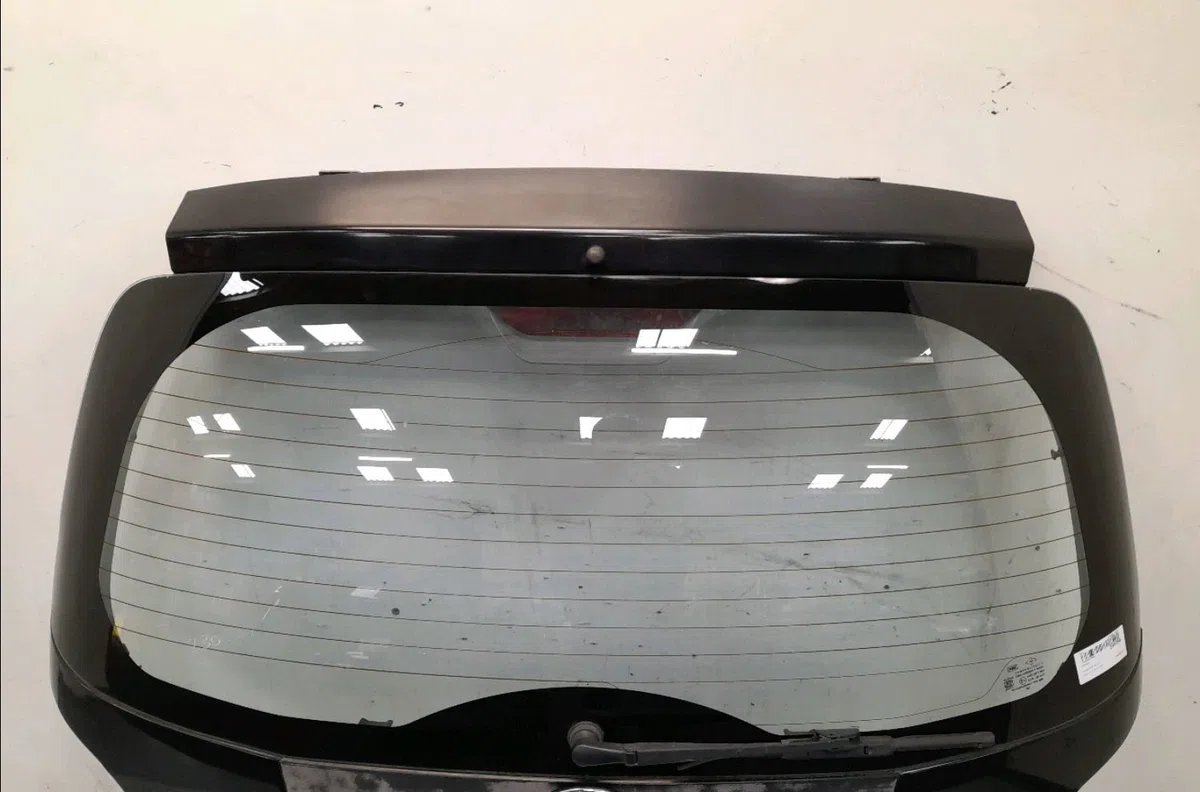 Hayon FORD FIESTA V occasion
