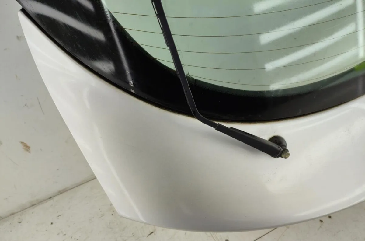 Hayon FORD PUMA COUPE occasion