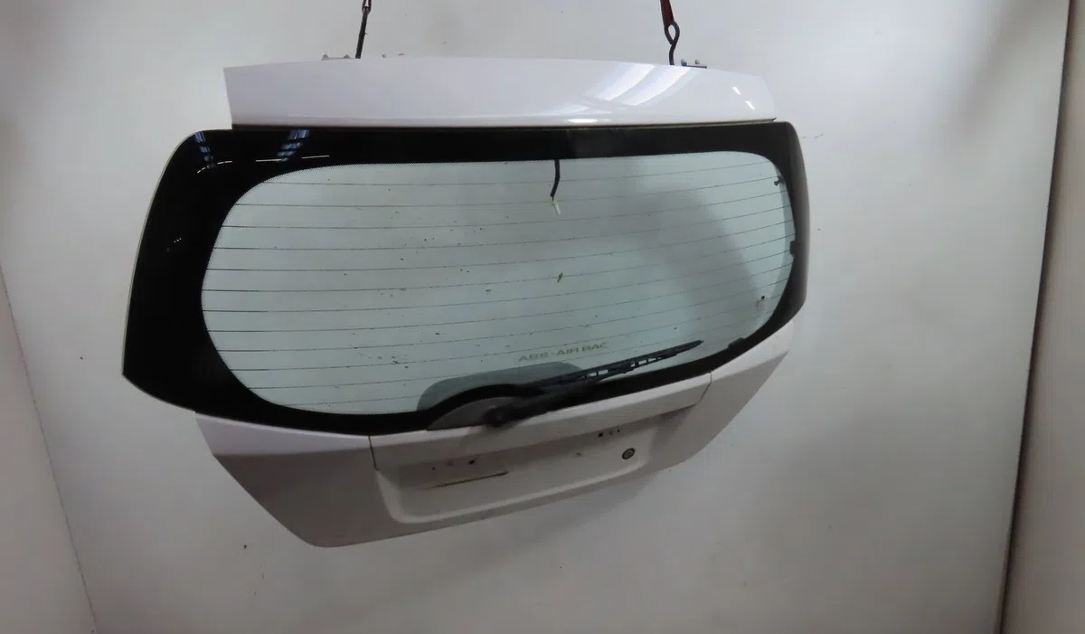 Hayon GM DAEWOO KALOS 2004 occasion