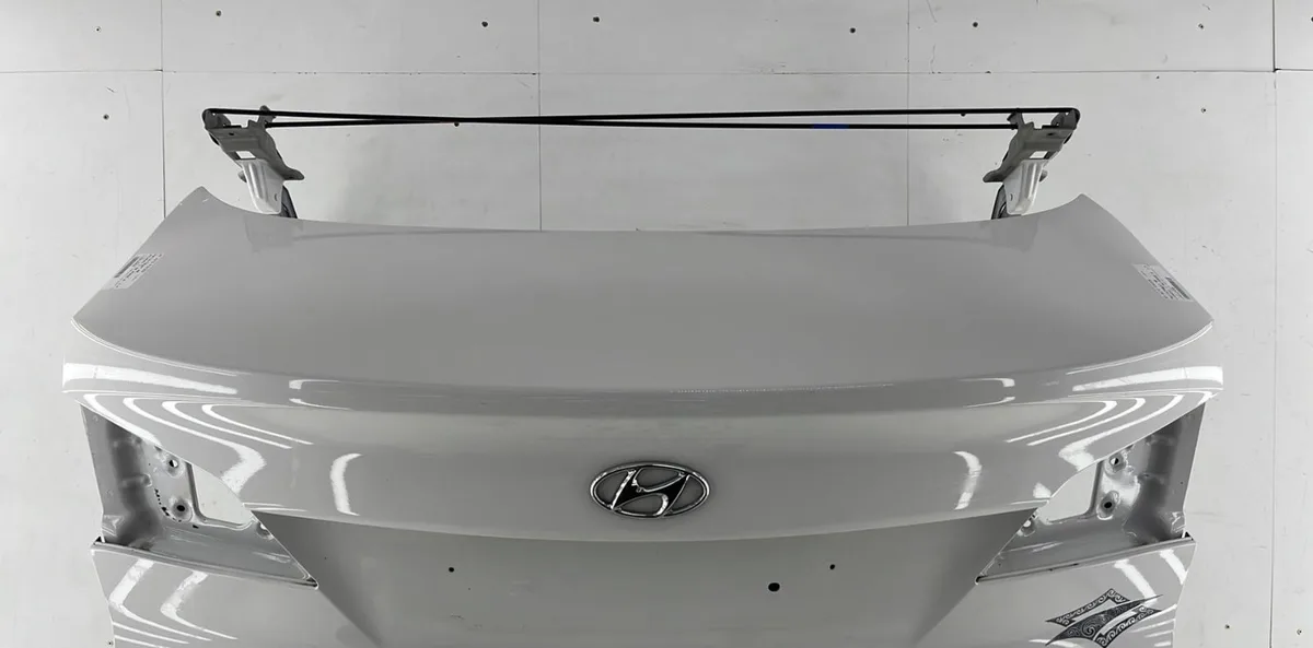 Hayon HYUNDAI I 40 PHASE 2 occasion