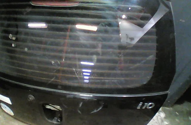 Hayon HYUNDAI I10 2008 occasion