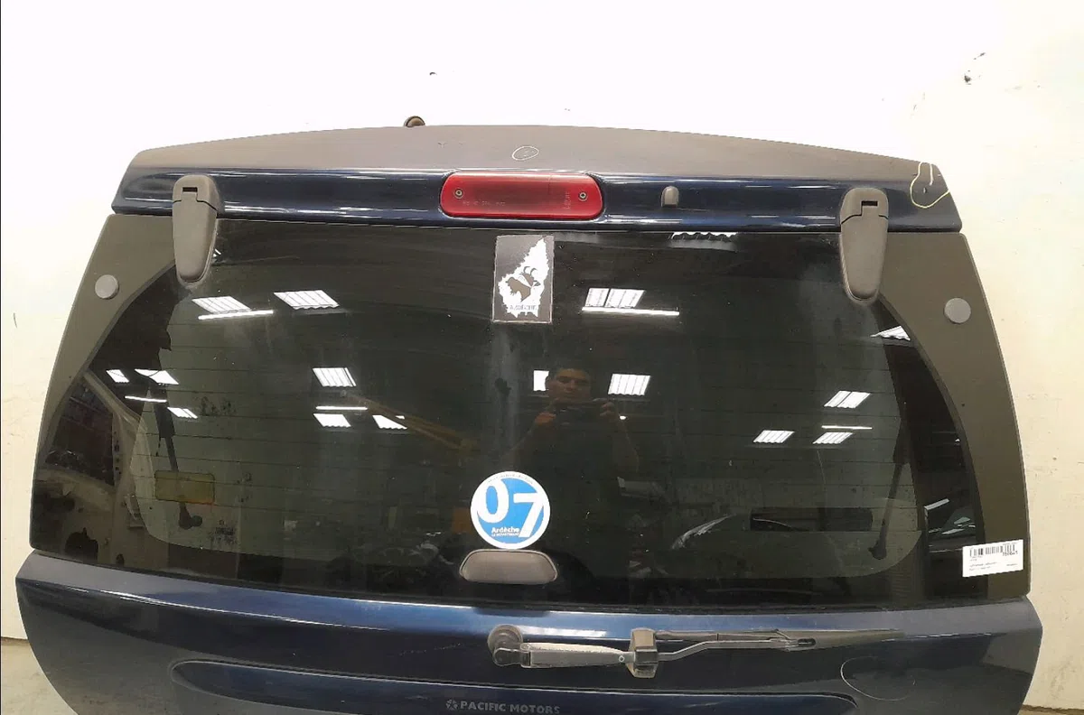 Hayon Jeep GRAND CHEROKEE II (WJ, WG) 4.7 v8 4x4 (1999-2000) occasion
