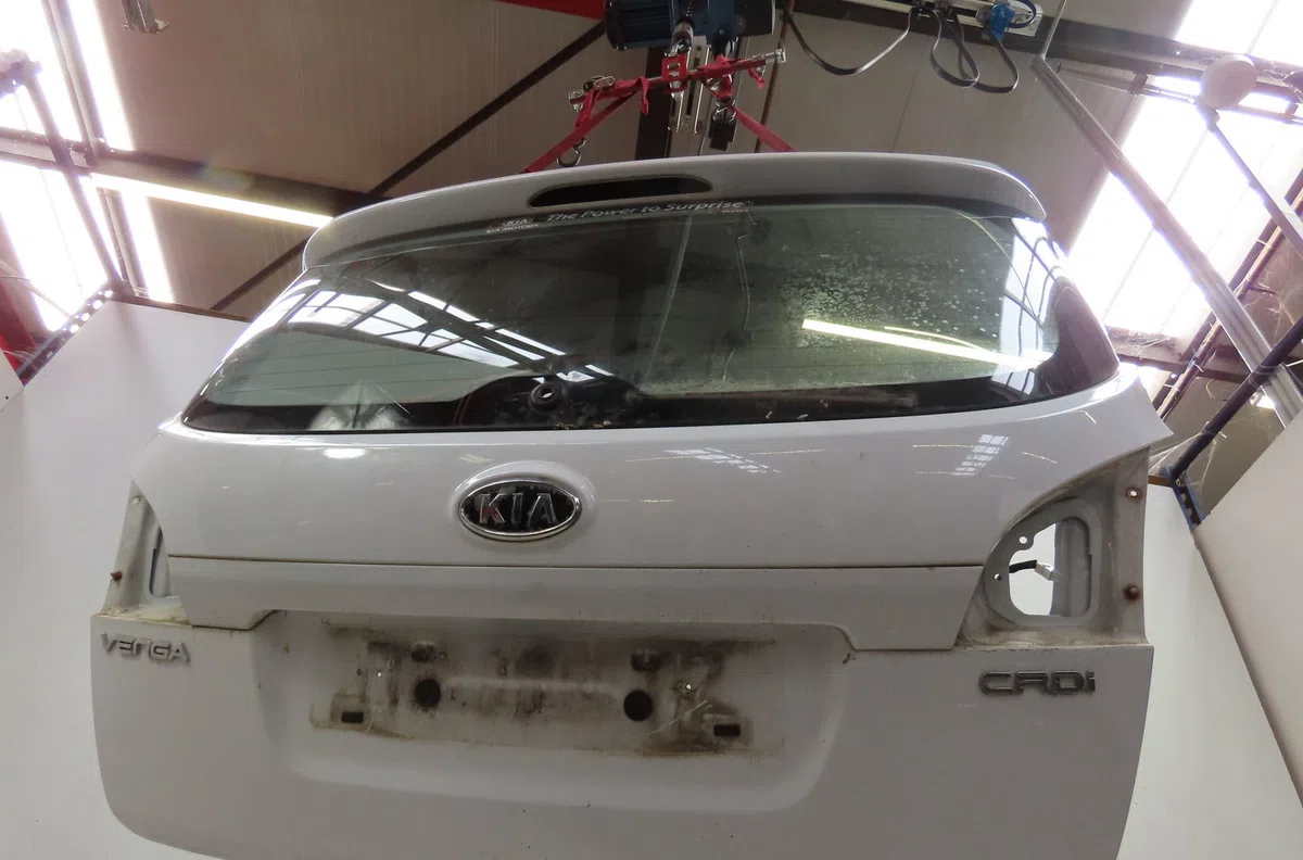 Hayon Kia VENGA (YN) 1.6 crdi 115 (2010) occasion