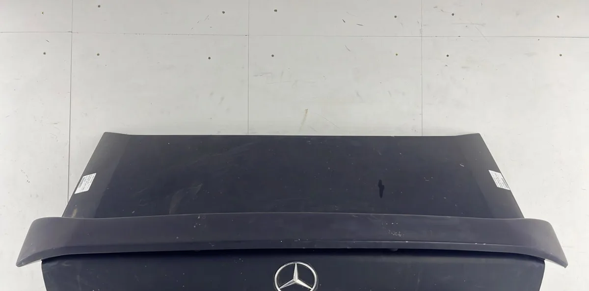 Hayon MERCEDES 190 W201 PHASE 1 occasion