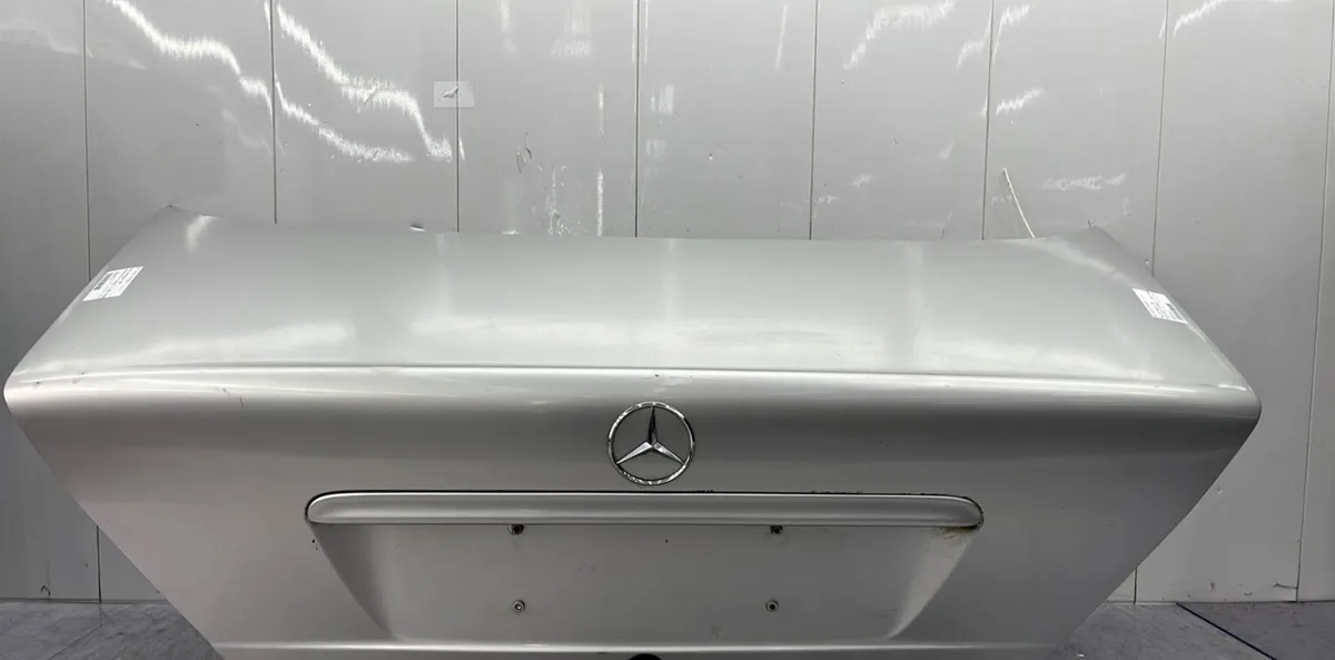 Hayon MERCEDES CLASSE C 202 PHASE 1 occasion