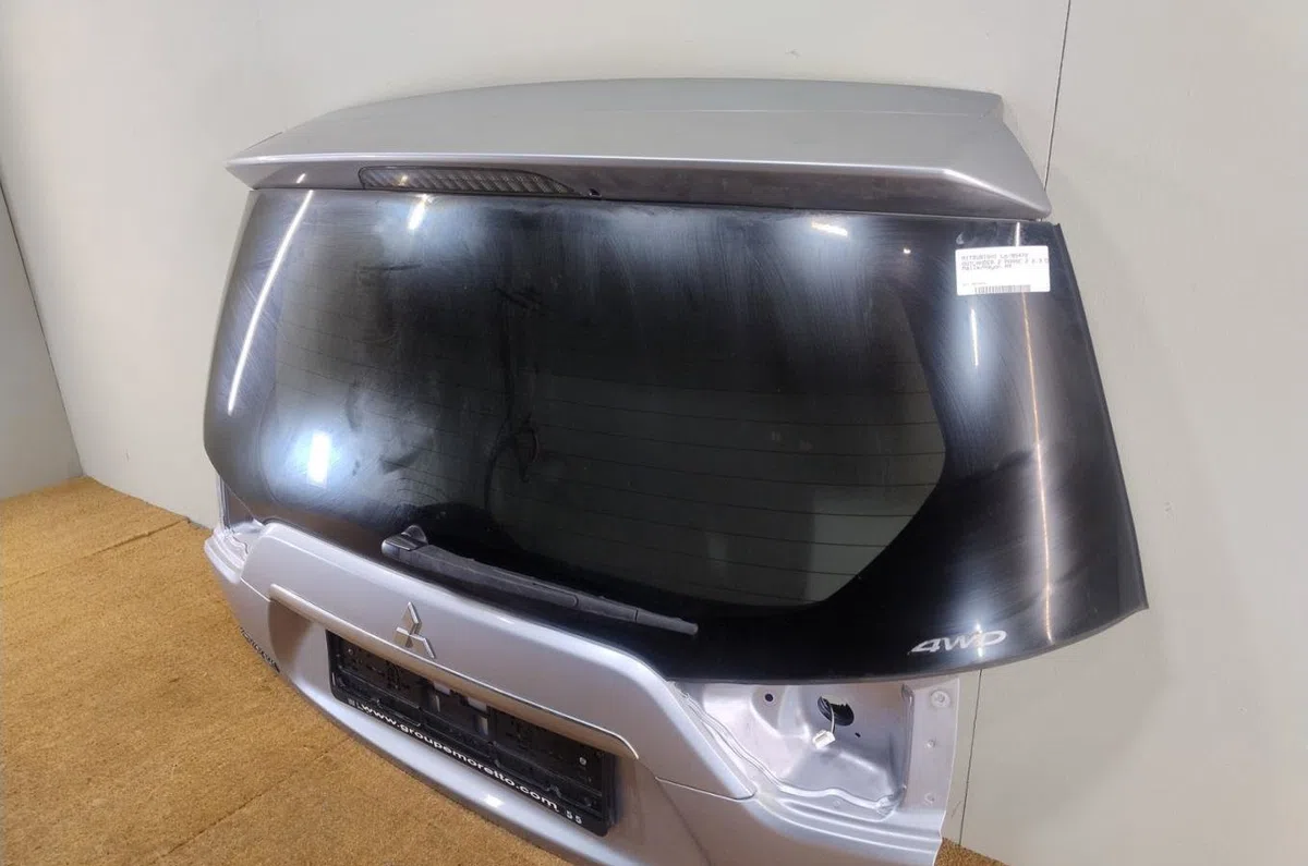 Hayon Mitsubishi OUTLANDER II (CW_W) 2.2 di-d 4wd (2006-2012) occasion