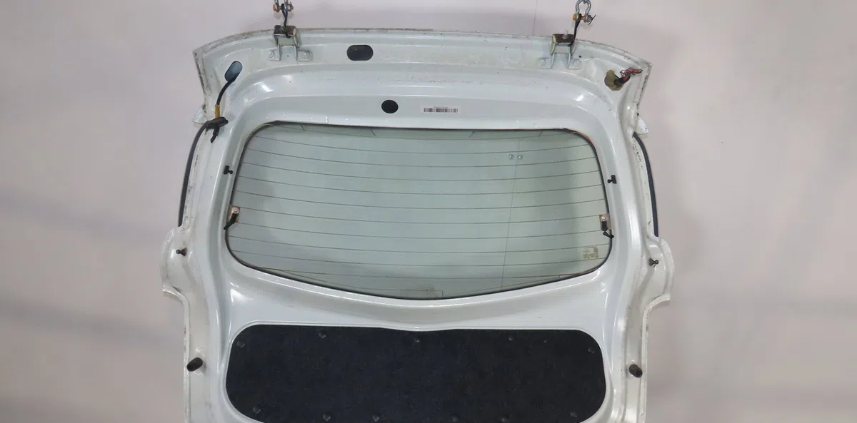Hayon NISSAN MICRA IV  1.2i 80ch occasion