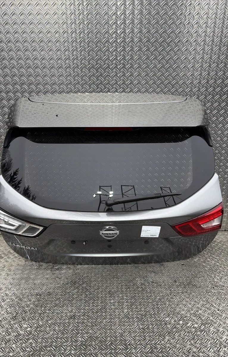 Hayon Nissan QASHQAI II SUV (J11, J11_) 1.5 dci (2013) 5 portes occasion