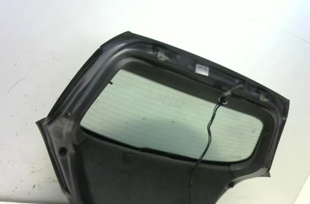 Hayon Opel ASTRA H (A04) 1.6 (l48) (2004-2010) occasion