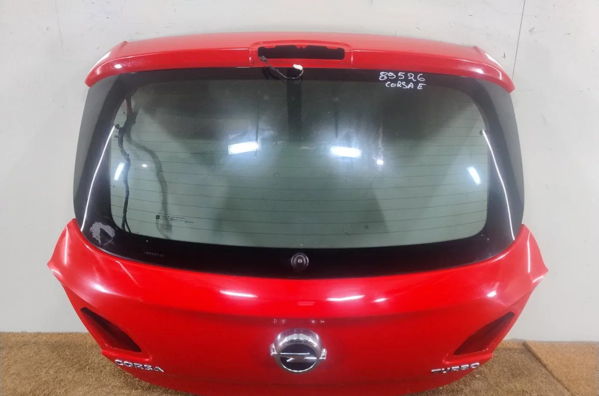 Hayon Opel CORSA E (X15) 1.4 turbo (08, 68) (2014-2019) occasion