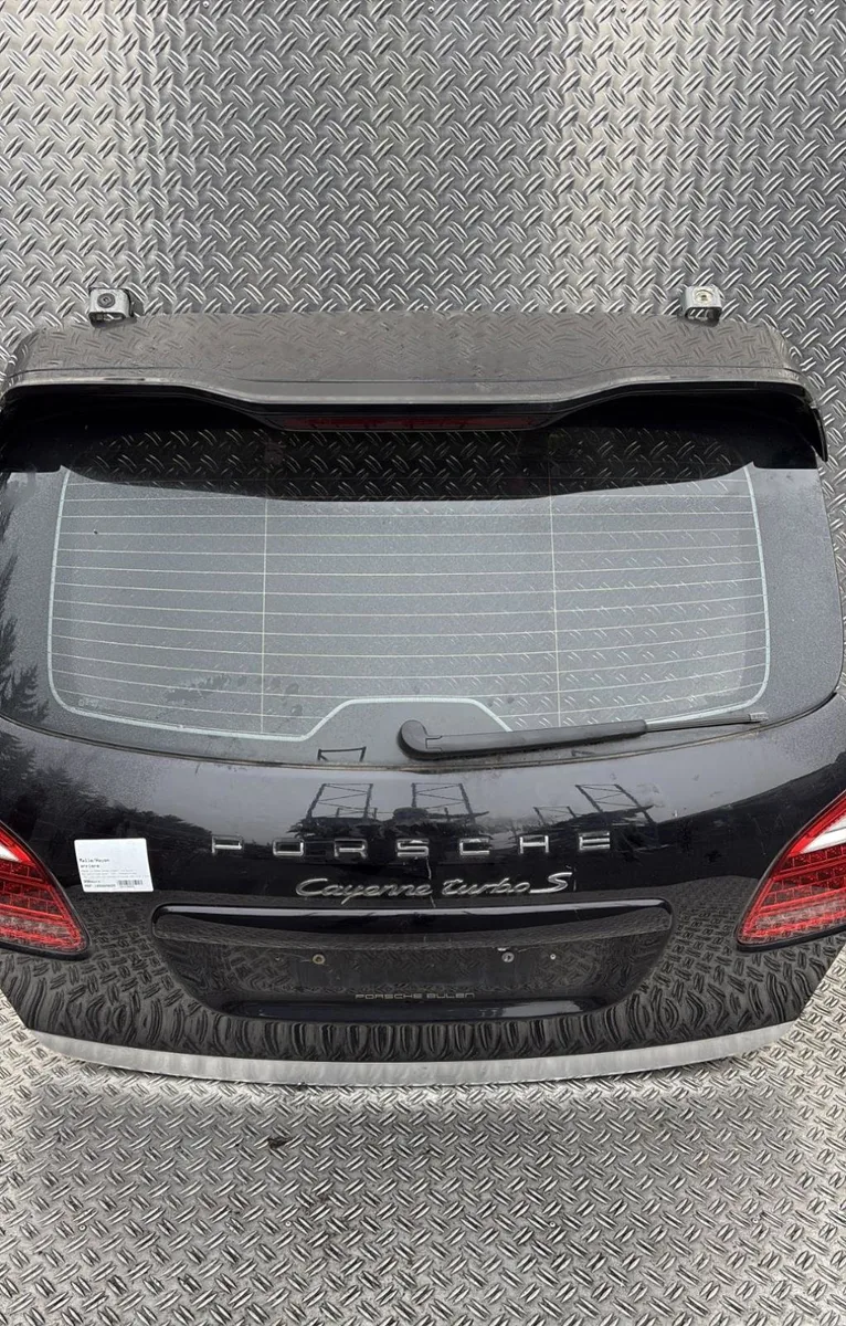 Hayon Porsche CAYENNE (92A) 4.8 turbo (2010) occasion