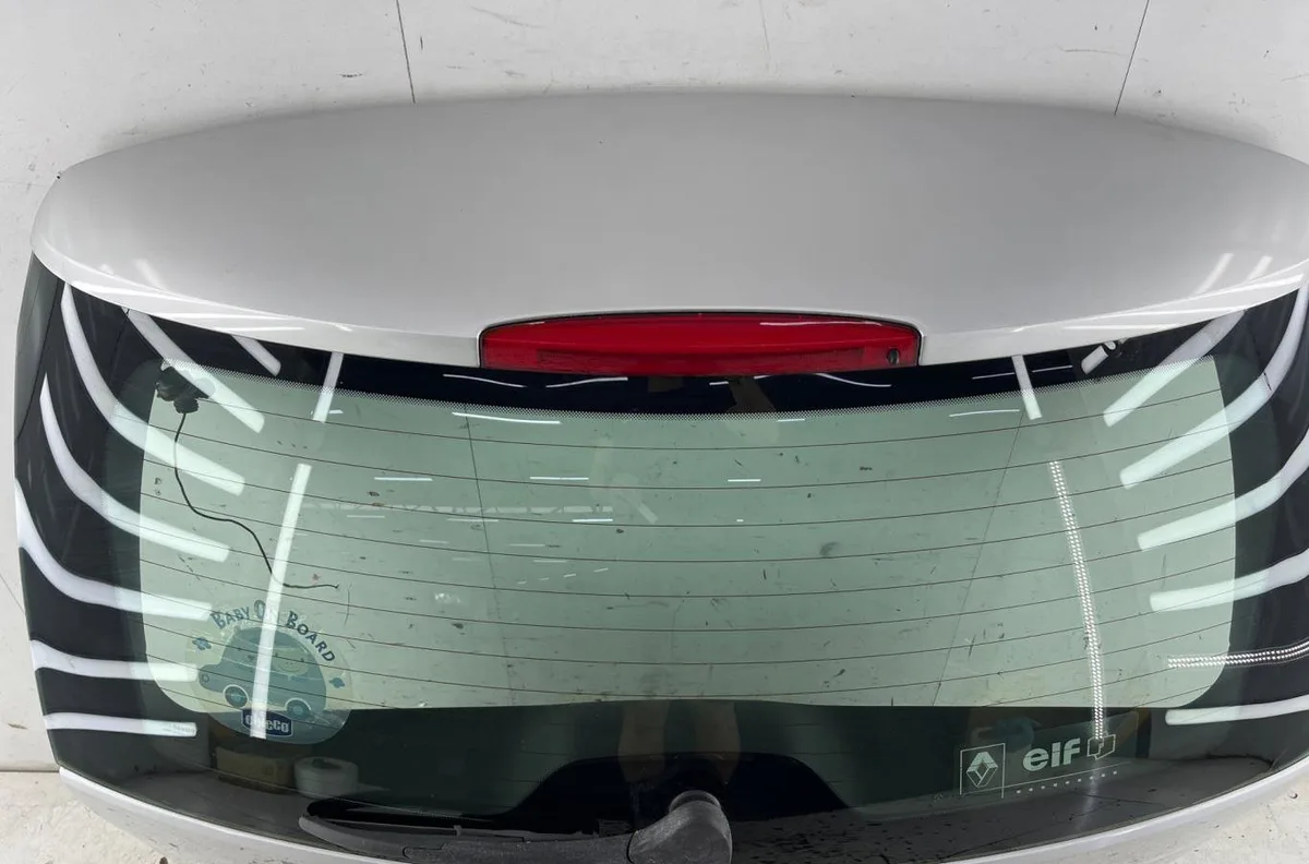Hayon RENAULT MEGANE 2 PHASE 2 BREAK occasion