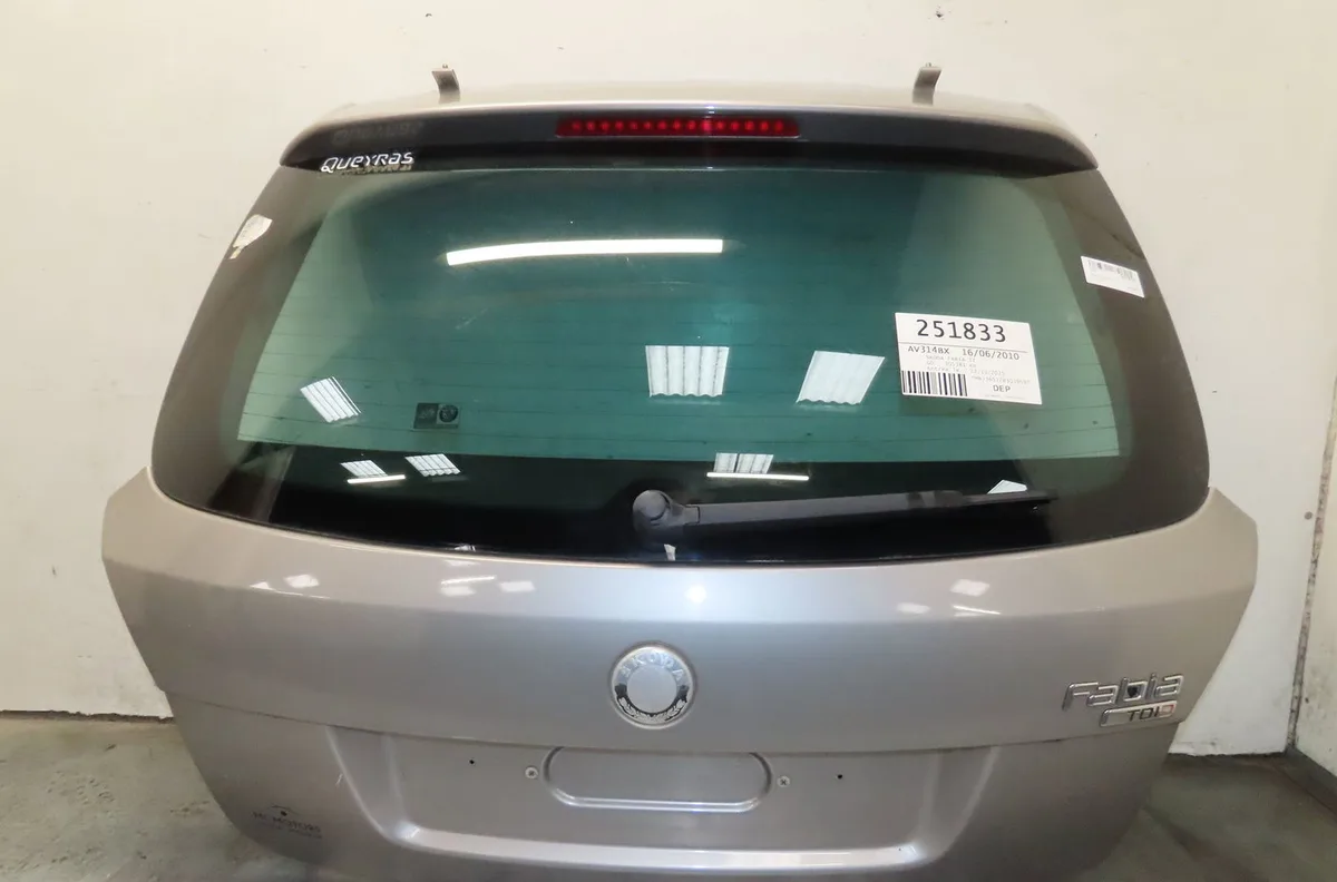 Hayon Skoda FABIA II Combi (545) 1.6 tdi (2010-2014) occasion