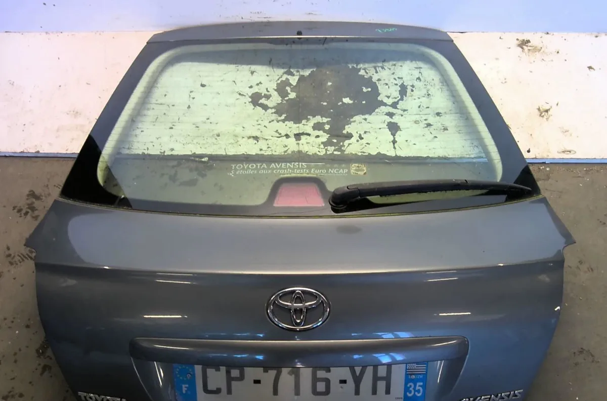 Hayon Toyota AVENSIS (_T25_) 1.8 (zzt251_) (2003-2008) occasion