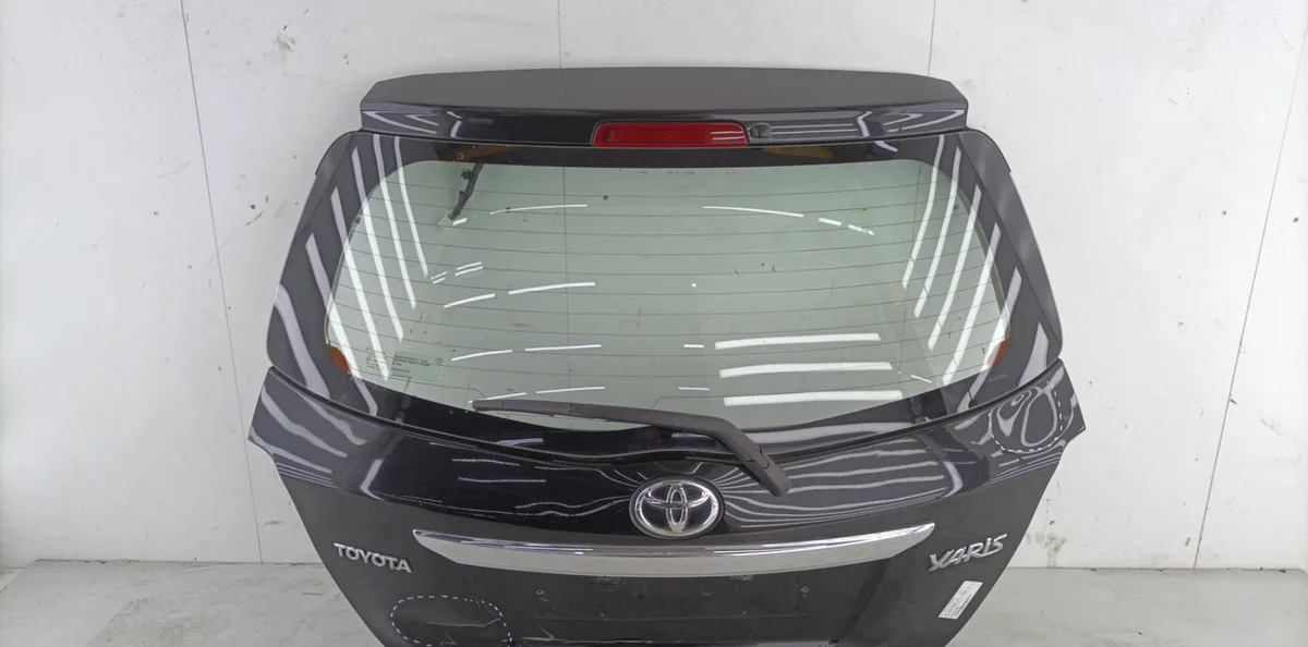Hayon TOYOTA YARIS 3 PHASE 1 occasion