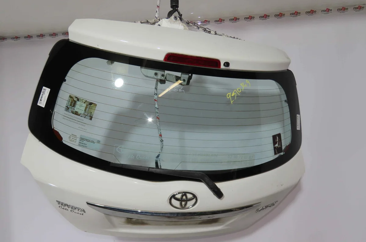 Hayon TOYOTA YARIS III occasion