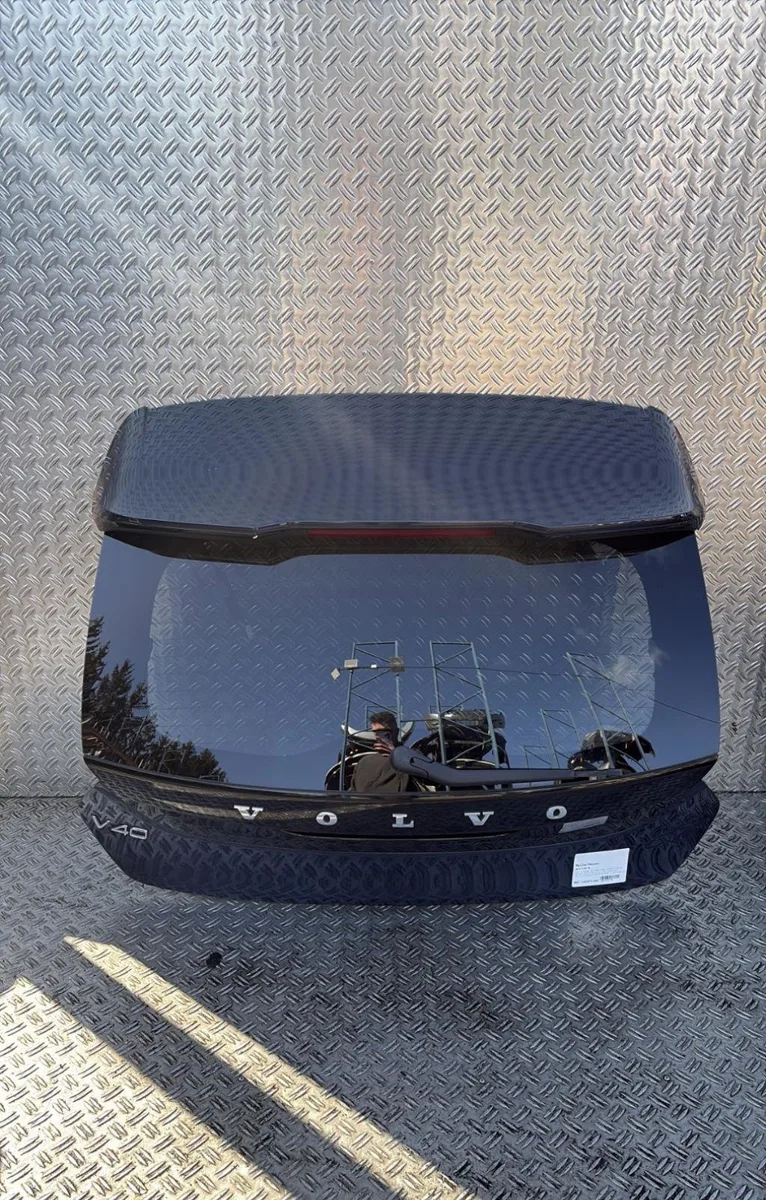 Hayon Volvo V40 3-5 portes (525) D3 (2012-2015) occasion