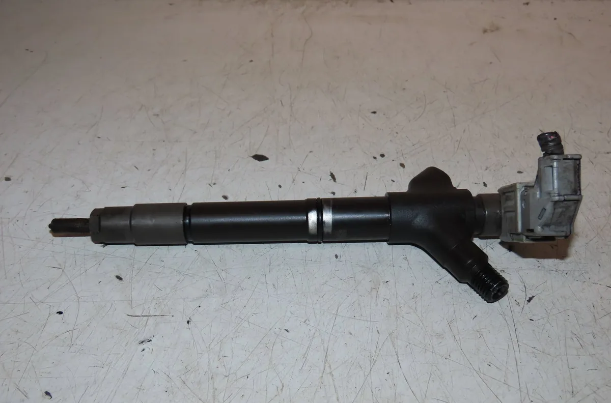 Injecteur 2 Toyota RAV 4 III (_A3_) 2.2 d 4wd (ala30_) (2006-2012) occasion